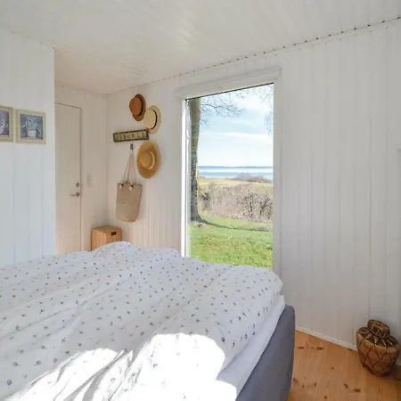 Three-bedroom Holiday In